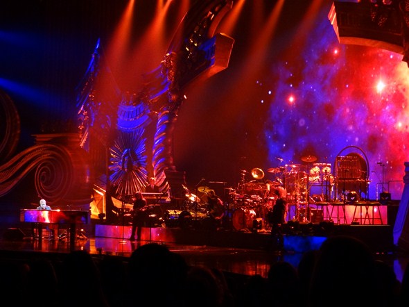 Elton John At The Colosseum At Caesars Palace Las Vegas Nevada 41512 Concert Review 3073