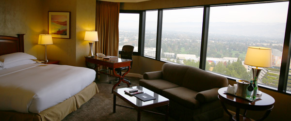 Hilton-Los-Angeles-Universal-City-Resort-Review-Photos-Trip-Advisor-Rock-Subculture-FI