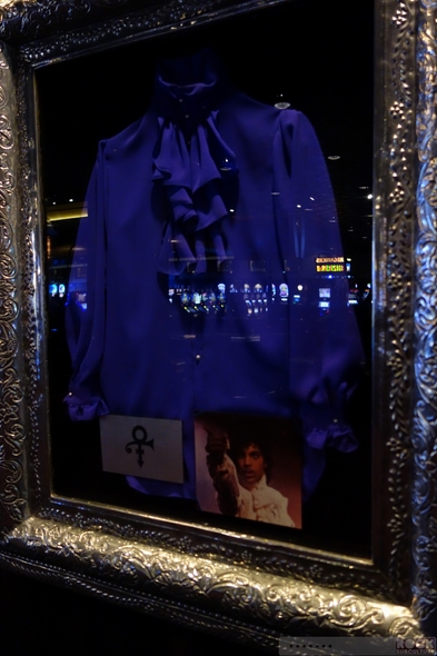 Hard-Rock-Hotel-Resort-Photos-Music-Memorabilia-Displays-Las-Vegas-Rock-Subculture-001-RSJ