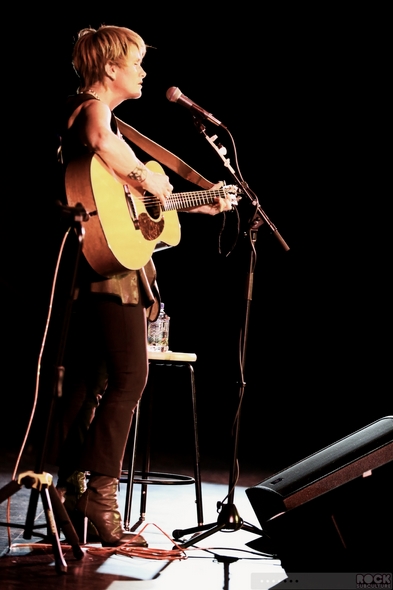 Shawn-Colvin-Concert-Review-Sacramento-California-2013-Live-Music-Rock-Subculture-01-RSJ