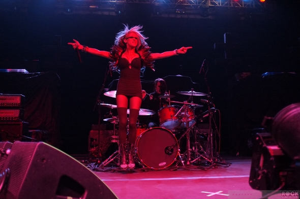 Marilyn-Manson-Concert-Review-Photos-2013-Modesto-California-Butcher-Babies-01-RSJ