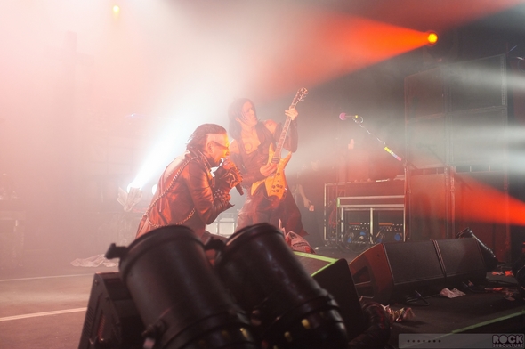 Marilyn-Manson-Concert-Review-Photos-2013-Modesto-California-Butcher-Babies-01-RSJ