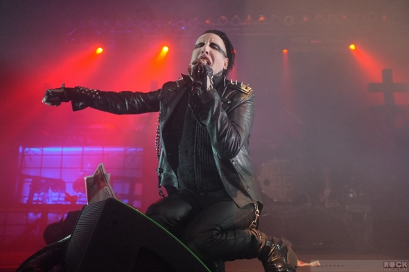 Marilyn-Manson-Concert-Review-Photos-2013-Modesto-California-Butcher-Babies-01-RSJ