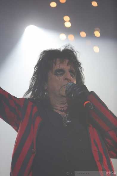 Caprices-Festival-2013-Crans-Montana-Switerland-Concert-Review-Day-7-March-14-Alice-Cooper-The-Heavy-BRMC-Blacj-Rebel-Motorcycle-Club-Photos