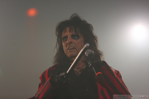 Caprices-Festival-2013-Crans-Montana-Switerland-Concert-Review-Day-7-March-14-Alice-Cooper-The-Heavy-BRMC-Blacj-Rebel-Motorcycle-Club-Photos