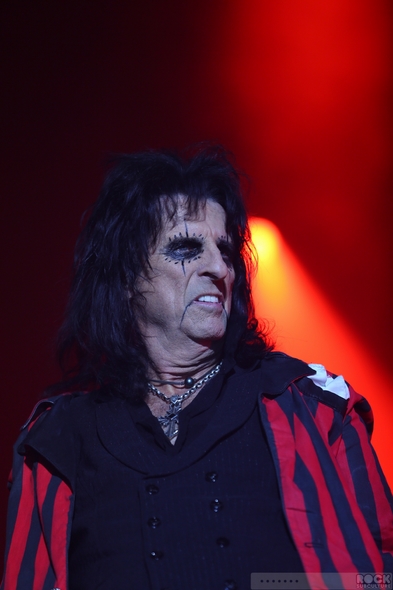 Caprices-Festival-2013-Crans-Montana-Switerland-Concert-Review-Day-7-March-14-Alice-Cooper-The-Heavy-BRMC-Blacj-Rebel-Motorcycle-Club-Photos