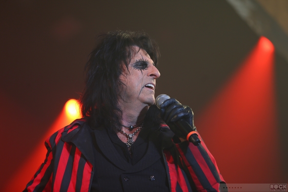 Caprices-Festival-2013-Crans-Montana-Switerland-Concert-Review-Day-7-March-14-Alice-Cooper-The-Heavy-BRMC-Blacj-Rebel-Motorcycle-Club-Photos