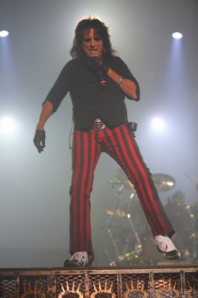 Caprices-Festival-2013-Crans-Montana-Switerland-Concert-Review-Day-7-March-14-Alice-Cooper-The-Heavy-BRMC-Blacj-Rebel-Motorcycle-Club-Photos