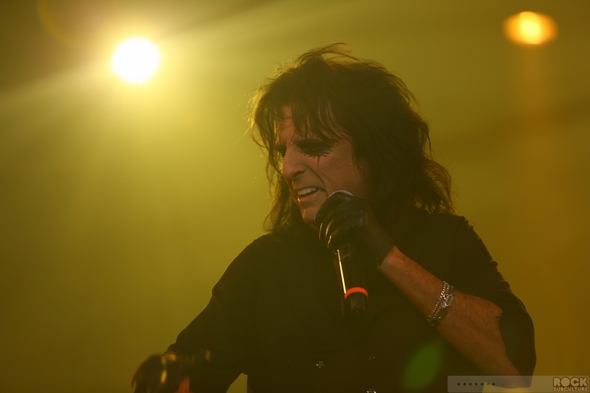 Caprices-Festival-2013-Crans-Montana-Switerland-Concert-Review-Day-7-March-14-Alice-Cooper-The-Heavy-BRMC-Blacj-Rebel-Motorcycle-Club-Photos