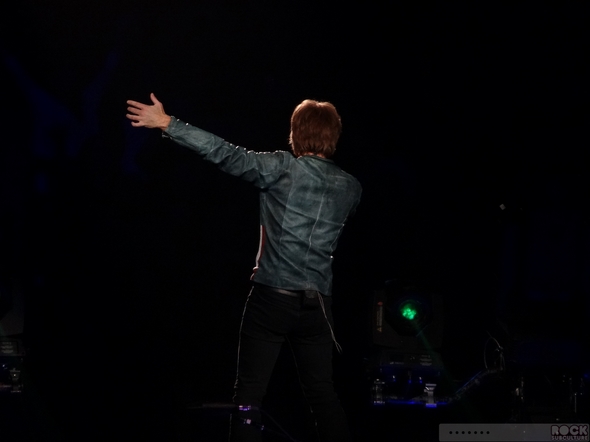 Jon-Bon-Jovi-Because-We-Can-Tour-Live-2013-Concert-Review-San-Jose-HP-Pavilion-April-25-What-About-Now-01-RSJ