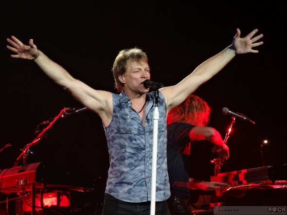 Jon-Bon-Jovi-Because-We-Can-Tour-Live-2013-Concert-Review-San-Jose-HP-Pavilion-April-25-What-About-Now-01-RSJ