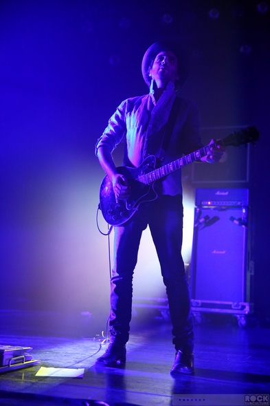 Metric-Live-Concert-Review-April-17-2013-Mondavi-Center-UC-Davis-California-Photos-299-RSJ