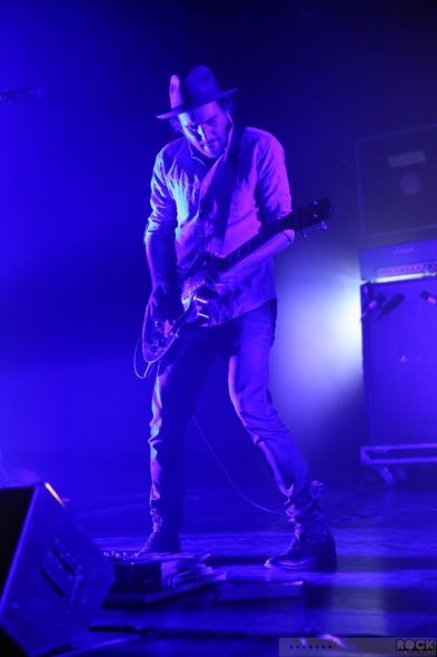 Metric-Live-Concert-Review-April-17-2013-Mondavi-Center-UC-Davis-California-Photos-299-RSJ