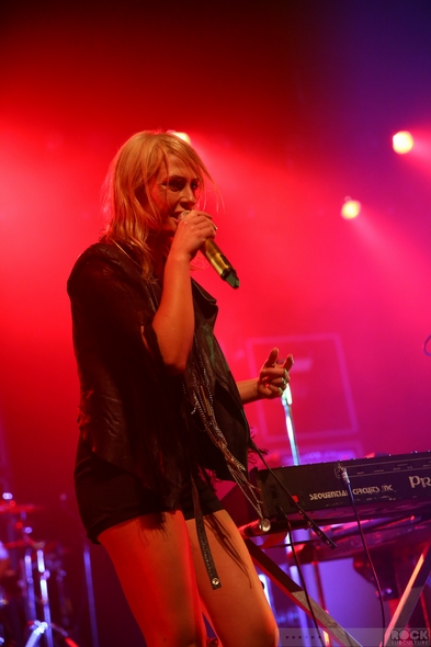 Metric-Live-Concert-Review-April-17-2013-Mondavi-Center-UC-Davis-California-Photos-299-RSJ