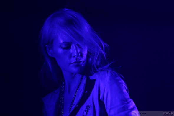 Metric-Live-Concert-Review-April-18-2013-Fox-Theater-Oakland-California-Photos-001-RSJ