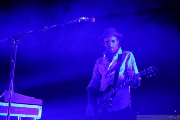 Metric-Live-Concert-Review-April-18-2013-Fox-Theater-Oakland-California-Photos-001-RSJ