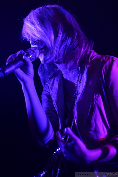 Metric-Live-Concert-Review-April-18-2013-Fox-Theater-Oakland-California-Photos-001-RSJ