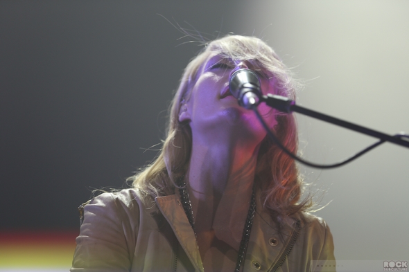 Metric-Live-Concert-Review-April-18-2013-Fox-Theater-Oakland-California-Photos-001-RSJ