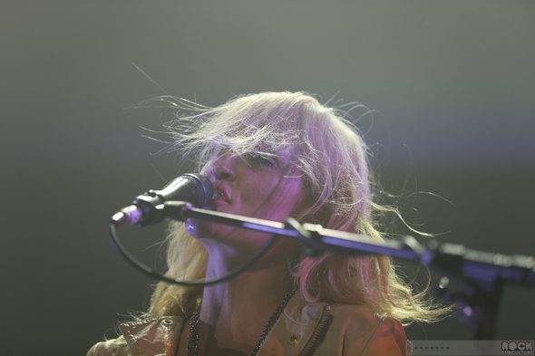 Metric-Live-Concert-Review-April-18-2013-Fox-Theater-Oakland-California-Photos-101-RSJ