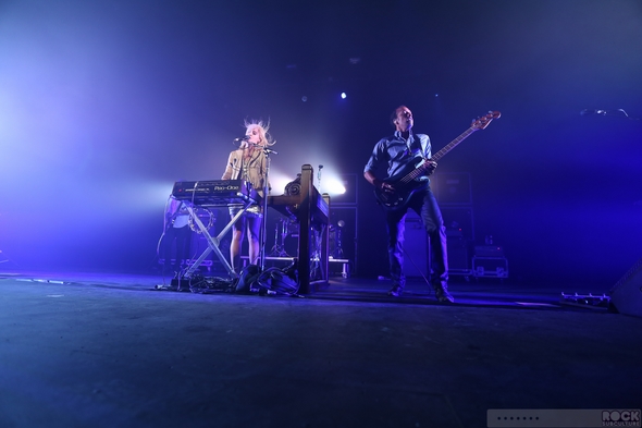 Metric-Live-Concert-Review-April-18-2013-Fox-Theater-Oakland-California-Photos-101-RSJ