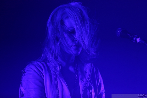 Metric-Live-Concert-Review-April-18-2013-Fox-Theater-Oakland-California-Photos-101-RSJ