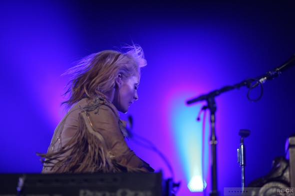 Metric-Live-Concert-Review-April-18-2013-Fox-Theater-Oakland-California-Photos-101-RSJ