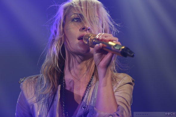 Metric-Live-Concert-Review-April-18-2013-Fox-Theater-Oakland-California-Photos-101-RSJ