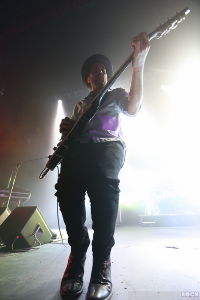 Metric-Live-Concert-Review-April-18-2013-Fox-Theater-Oakland-California-Photos-101-RSJ