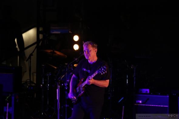 New-Order-Johnny-Marr-Las-Vegas-Cosmopolitan-Boulevard-Pool-2013-Concert-Review-Photos-01-RSJ