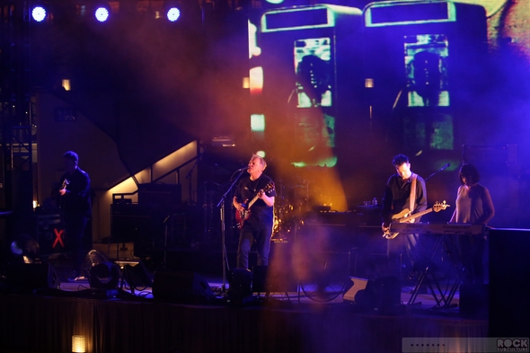 New-Order-Johnny-Marr-Las-Vegas-Cosmopolitan-Boulevard-Pool-2013-Concert-Review-Photos-01-RSJ