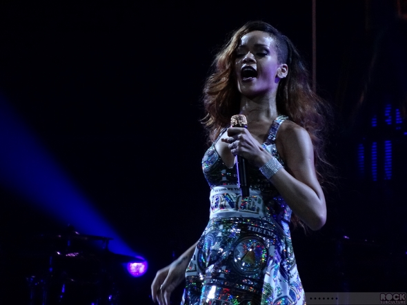 Rihanna-Concert-Review-2013-High-Resolution-Photography-Unapologetic-San-Jose-HP-Pavilion-Diamonds-World-Tour-001-RSJ