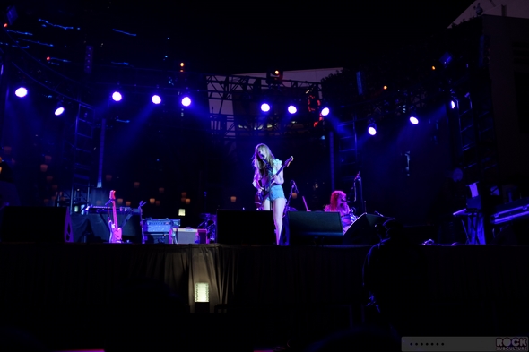 Yeah-Yeah-Yeahs-YYY-Karen-O-Concert-Review-Photos-Las-Vegas-2013-Cosmopolitan-Boulevard-Pool-01-RSJ