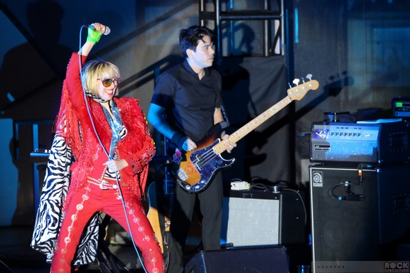 Yeah-Yeah-Yeahs-YYY-Karen-O-Concert-Review-Photos-Las-Vegas-2013-Cosmopolitan-Boulevard-Pool-01-RSJ