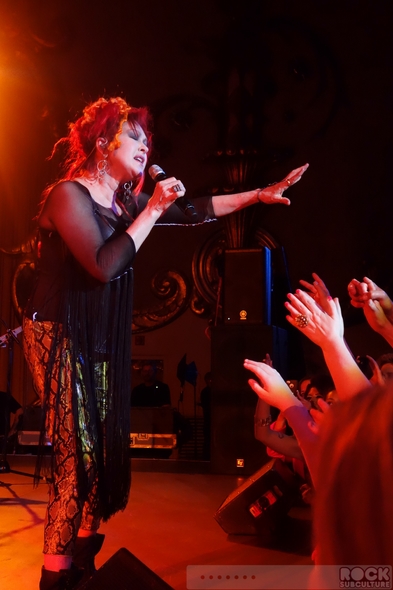 Cyndi-Lauper-Shes-So-Unusual-30th-Anniversary-Tour-2013-Concert-Review-Photos-Crest-Theatre-Sacramento-June-19-01-RSJ