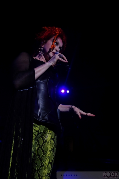 Cyndi-Lauper-Shes-So-Unusual-30th-Anniversary-Tour-2013-Concert-Review-Photos-Crest-Theatre-Sacramento-June-19-01-RSJ