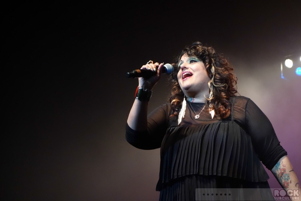 Debbie-Deb-Super-Freestyle-Explosion-Concert-Review-Photos-San-Jose-HP-Pavilion-June-29-2013-01-RSJ