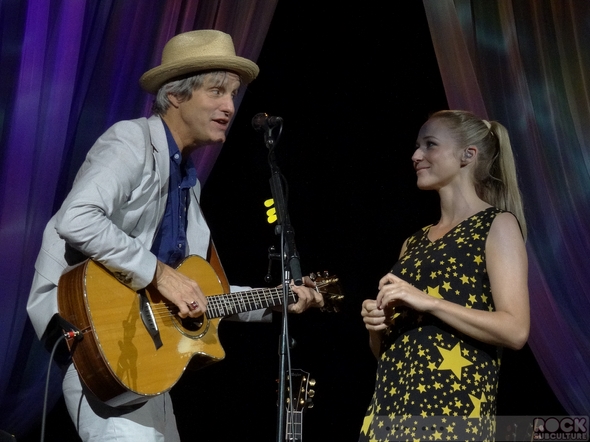 Jewel-Kilcher-Greatest-Hits-Tour-Concert-Review-2013-June-8-Wild-Horse-Pass-Chandler-Arizona-Photos-Video-01-RSJ