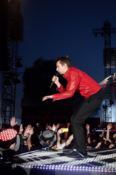 Muse-Concert-Review-Royal-Horse-Guard-Parade-London-World-War-Z-Paramount-Movie-Premiere-Photos-101-RSJ