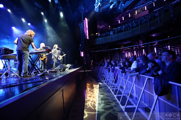 The-Zombies-Colin-Blunstone-Rod-Argent-Live-Concert-Review-2013-indigo2-London-UK-Photos-00-RSJ