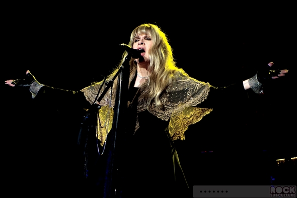 Fleetwood-Mac-2013-Tour-Concert-Review-Sacramento-Sleep-Train-Arena-July-6-Photos-Photography-01-RSJ