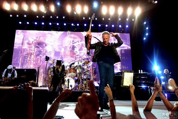 Fleetwood-Mac-2013-Tour-Concert-Review-Sacramento-Sleep-Train-Arena-July-6-Photos-Photography-01-RSJ