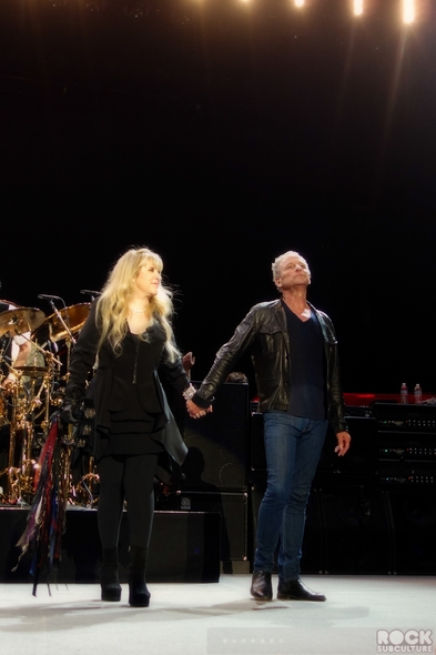 Fleetwood-Mac-2013-Tour-Concert-Review-Sacramento-Sleep-Train-Arena-July-6-Photos-Photography-01-RSJ