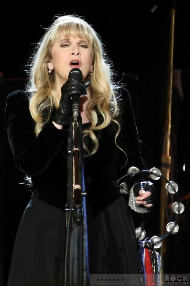 Fleetwood-Mac-2013-Tour-Concert-Review-Sacramento-Sleep-Train-Arena-July-6-Photos-Photography-01-RSJ