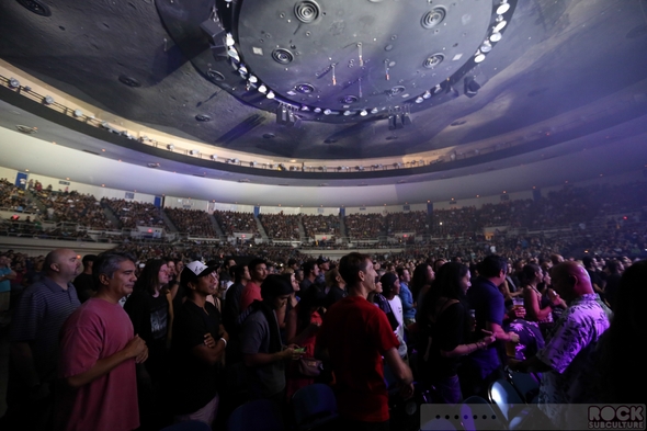 The-Cure-Concert-Review-Tour-2013-Honolulu-Hawaii-Neal-S-Blaisdell-Arena-Photos-Robert-Smith-001-RSJ