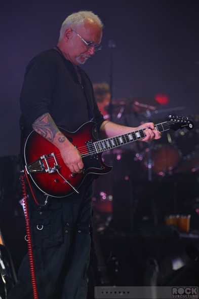 The-Cure-Concert-Review-Tour-2013-Honolulu-Hawaii-Neal-S-Blaisdell-Arena-Photos-Robert-Smith-001-RSJ