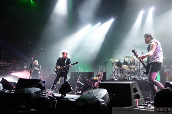 The-Cure-Concert-Review-Tour-2013-Honolulu-Hawaii-Neal-S-Blaisdell-Arena-Photos-Robert-Smith-001-RSJ