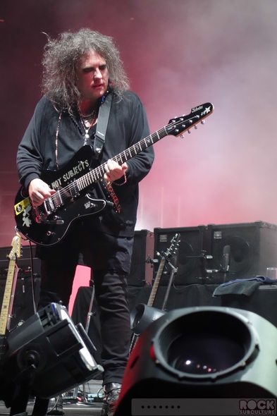 The-Cure-Concert-Review-Tour-2013-Honolulu-Hawaii-Neal-S-Blaisdell-Arena-Photos-Robert-Smith-001-RSJ