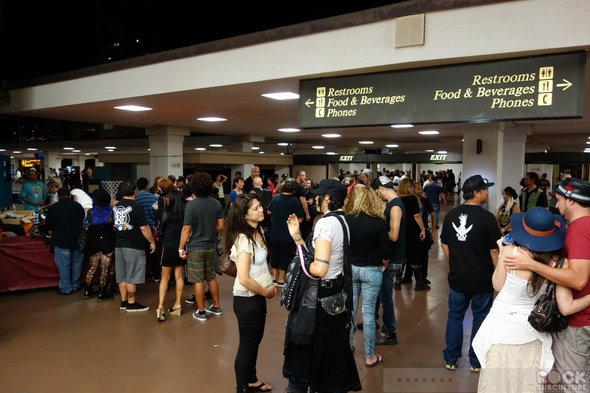 The-Cure-Concert-Review-Tour-2013-Honolulu-Hawaii-Neal-S-Blaisdell-Arena-Photos-Robert-Smith-001-RSJ