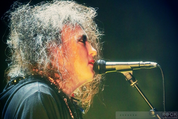 The-Cure-Concert-Review-Tour-2013-Honolulu-Hawaii-Neal-S-Blaisdell-Arena-Photos-Robert-Smith-001-RSJ