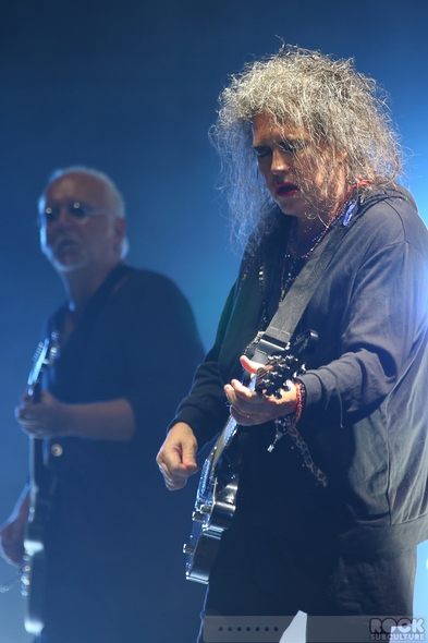 The-Cure-Concert-Review-Tour-2013-Honolulu-Hawaii-Neal-S-Blaisdell-Arena-Photos-Robert-Smith-001-RSJ